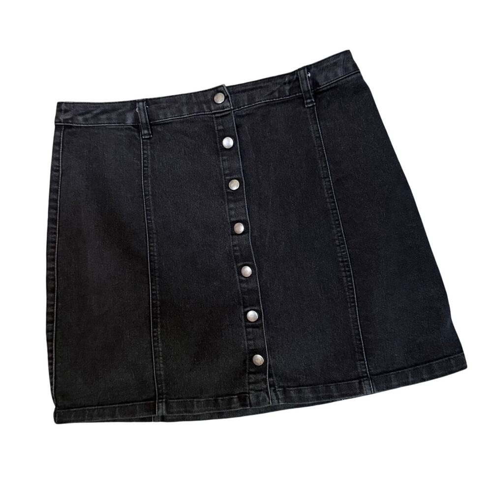 Forever 21 Black Denim Button Front Mini Skirt Size Medium Y2K Grunge Streetwear